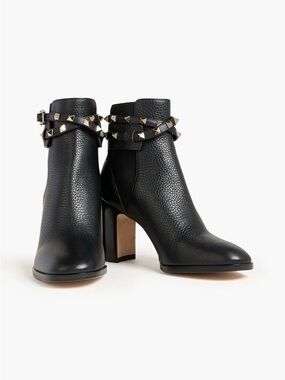 VALENTINO GARAVANI Women's Rockstud Pebbled Leather Booties Size 38